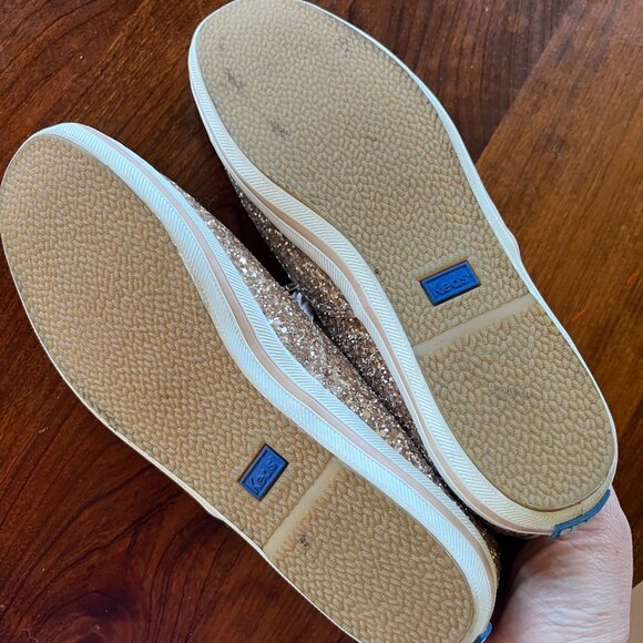 Kate Spade Keds Glitter Sneakers Womens Size 8 US Gold Sparkle With Pink Satin L - Picture 3 of 8